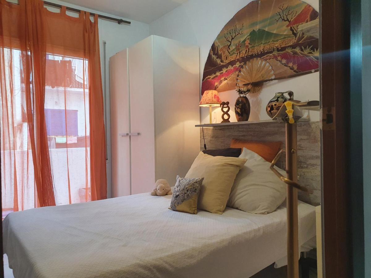 Apartamento Con Oficina Y Vistas Al Mar Sitges Luaran gambar