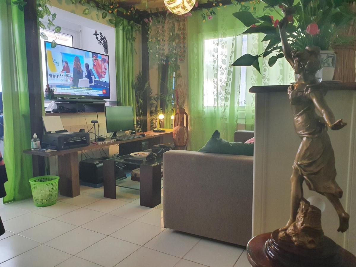 Apartamento Con Oficina Y Vistas Al Mar Sitges Luaran gambar